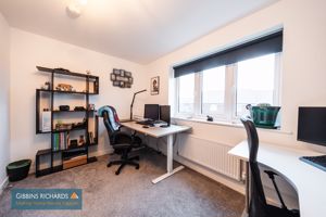 Bedroom- click for photo gallery